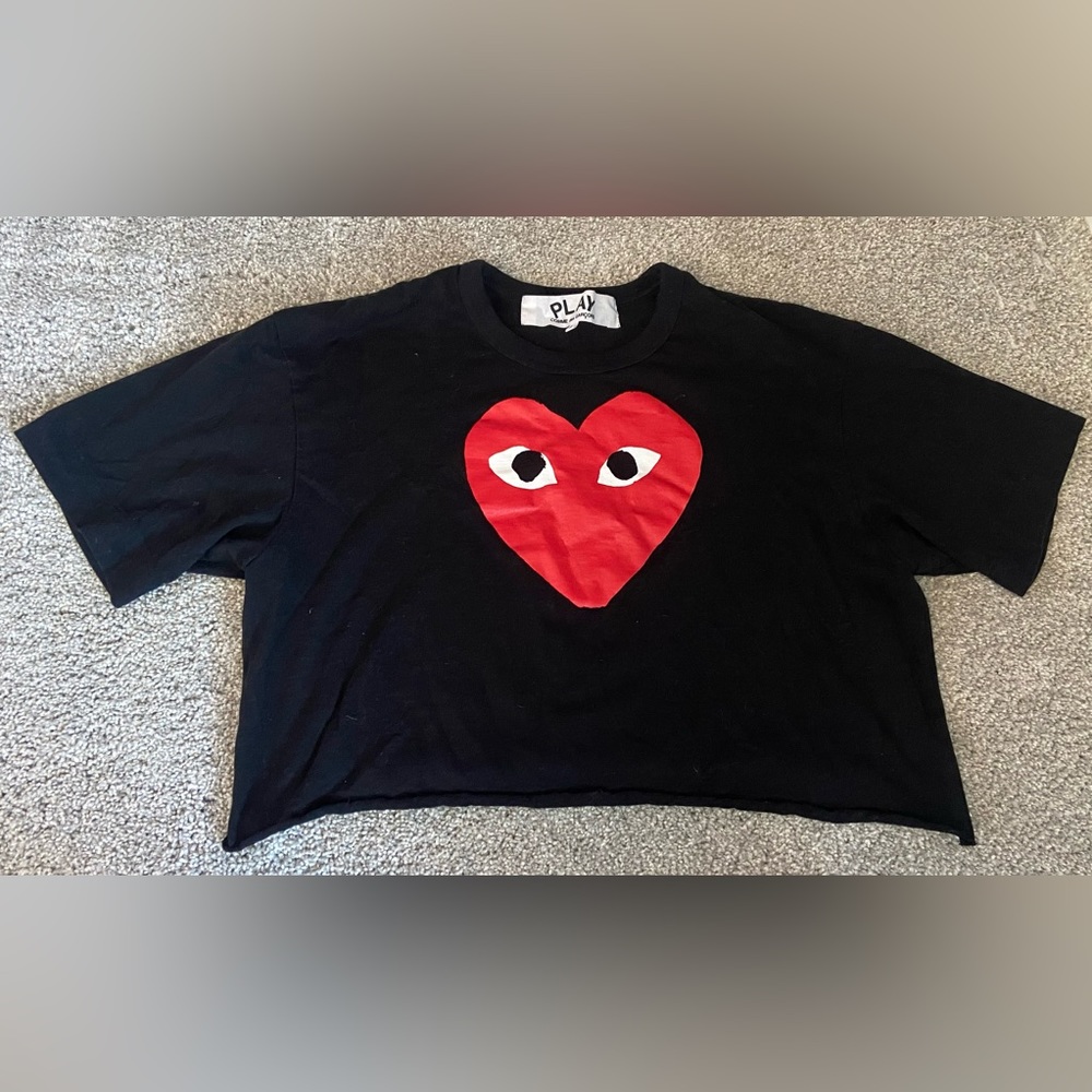 COMME des GARÇONS PLAY Cropped Painted Tee